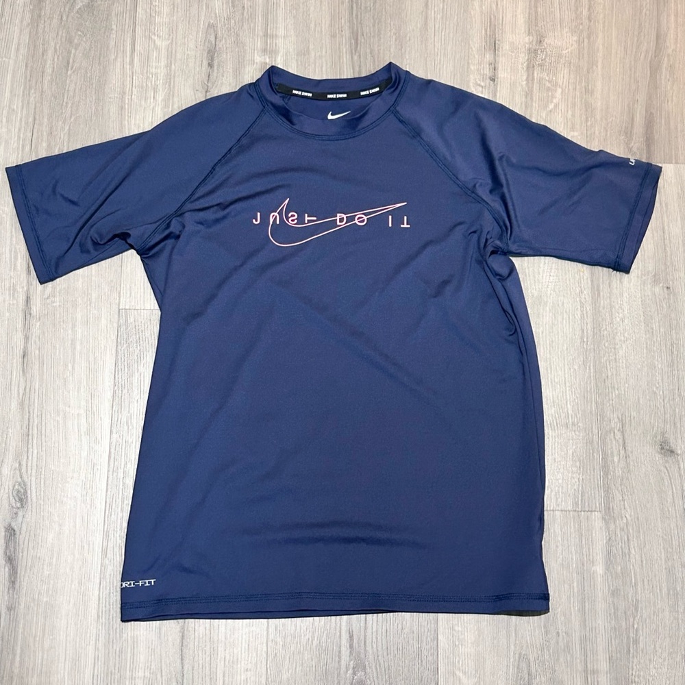❥𝗡𝗜𝗞𝗘: Women’s Dri-Fit UPF 40+ Short Sleeve Swim Shirt (NWOT)